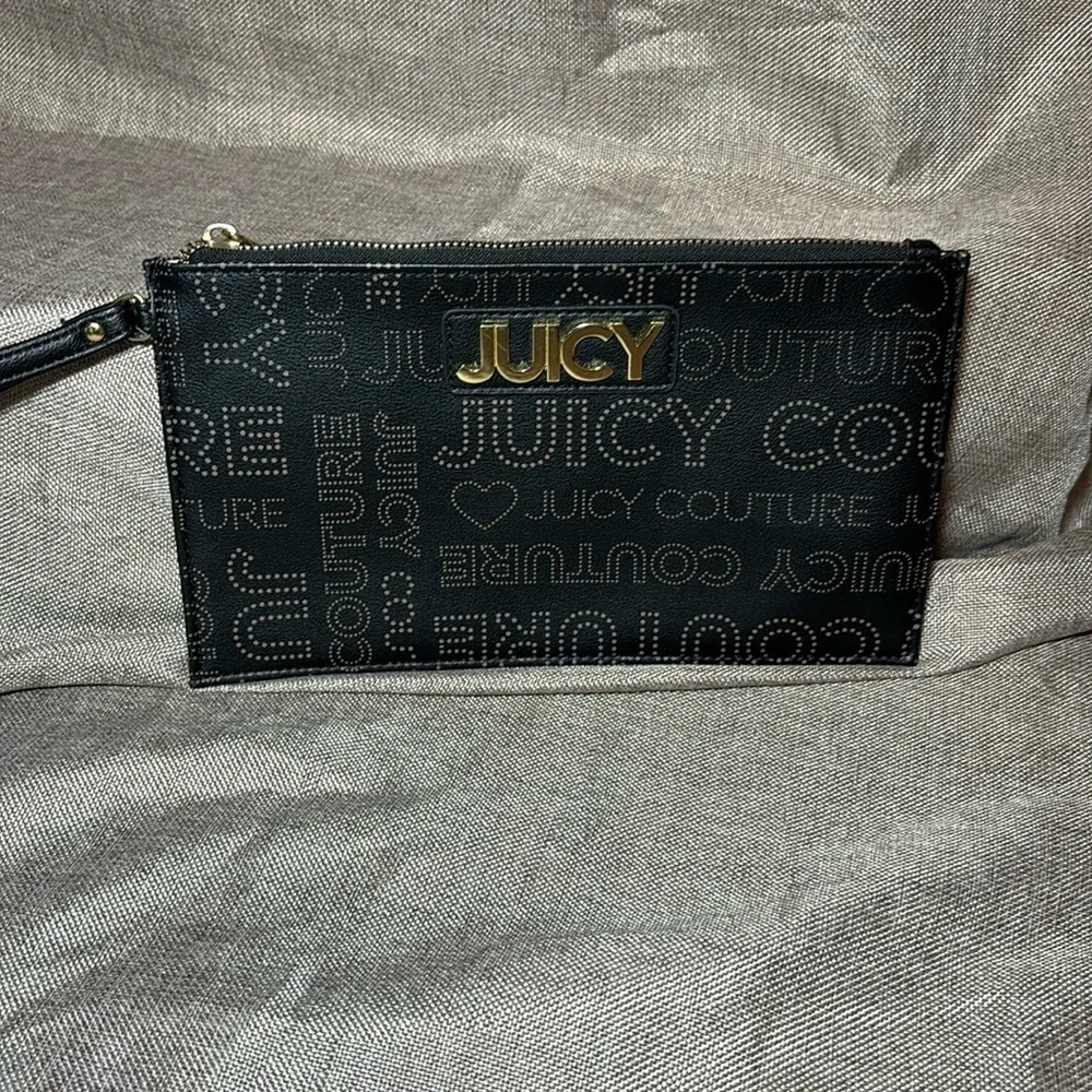 Juicy Couture Black Promenade Wristlet